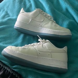 UV ray color changing AF1’s